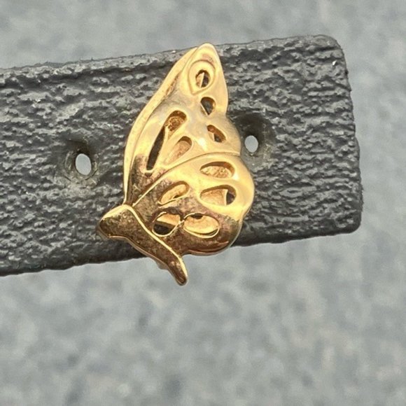 Avon Clip On Earrings Butterfly In Flight Profile Gold Shiny Retro Soft Girl - Picture 3 of 6